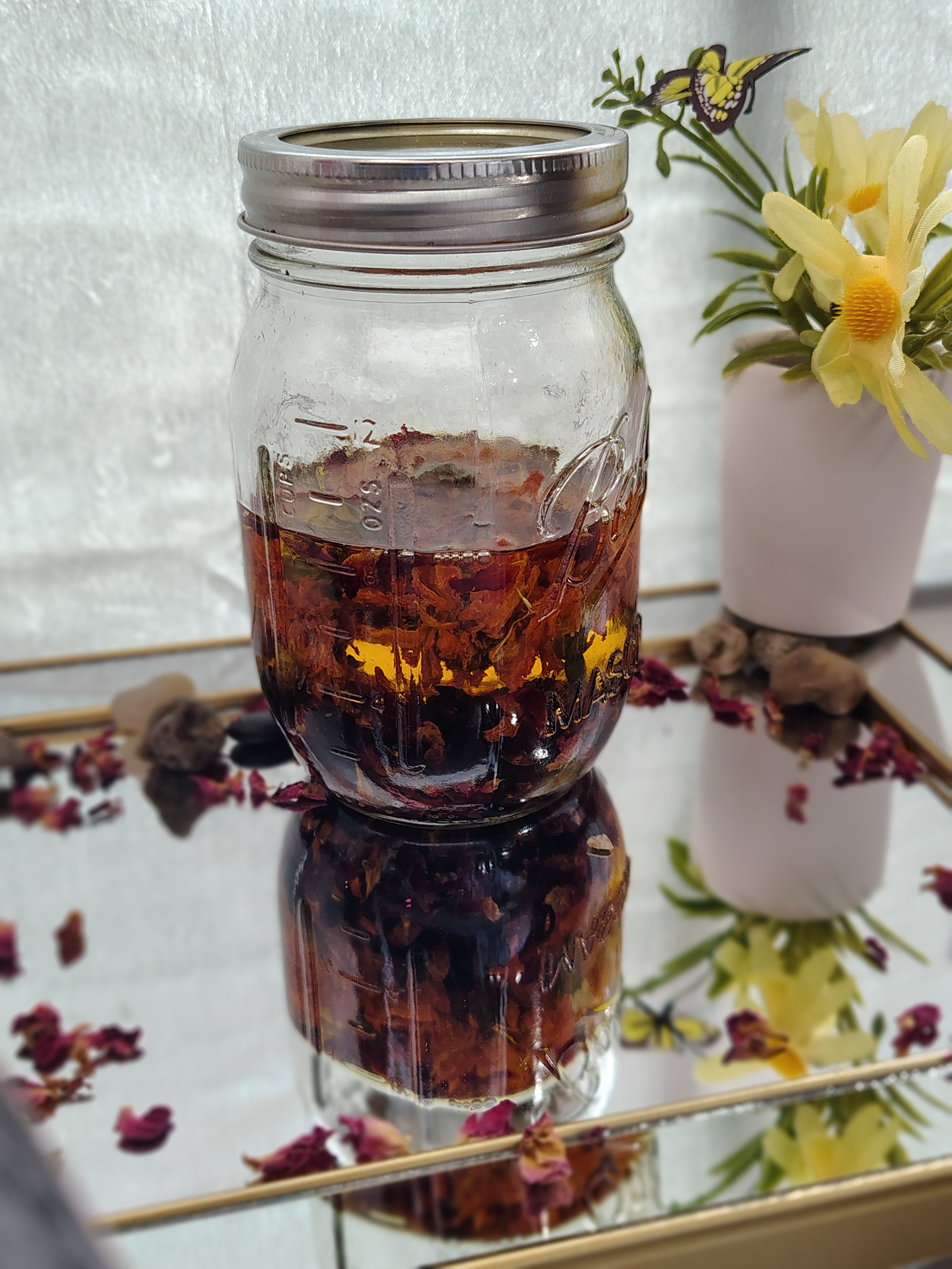 Little suns botanical hair & body oil